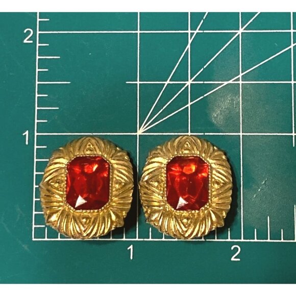 Vintage gold tone and faux red ruby clip on earrings women OS - Picture 4 of 9